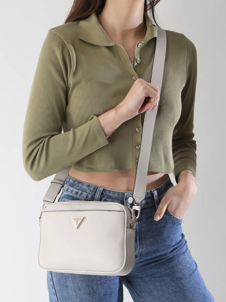Sac BandouliÃ¨re Emilia Guess Gris emilia BG877814 vue secondaire 1